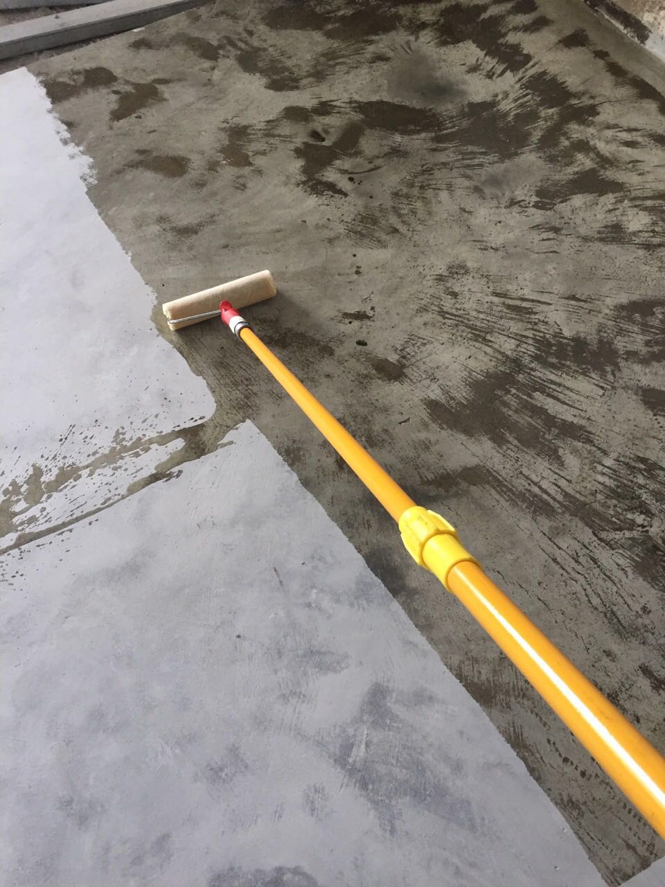 環氧地坪漆施工工藝之復古地坪漆施工工藝