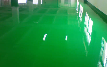 聚氨酯發(fā)泡膠地坪和環(huán)氧地坪有什么區(qū)別?