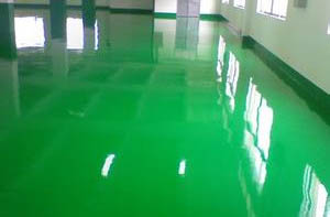 水性環(huán)氧地坪有哪些特點?如何正確使用水性漆?