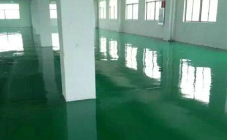環氧樹脂自流平地面的做法與施工注意事項是什么？